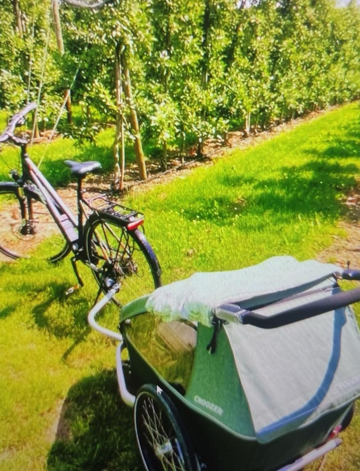 POL-D: Familie den Urlaub gerettet! - Freude groß! - Polizei ermittelt gestohlenes Fahrradgespann - Strafverfahren gegen zwei Beschuldigte