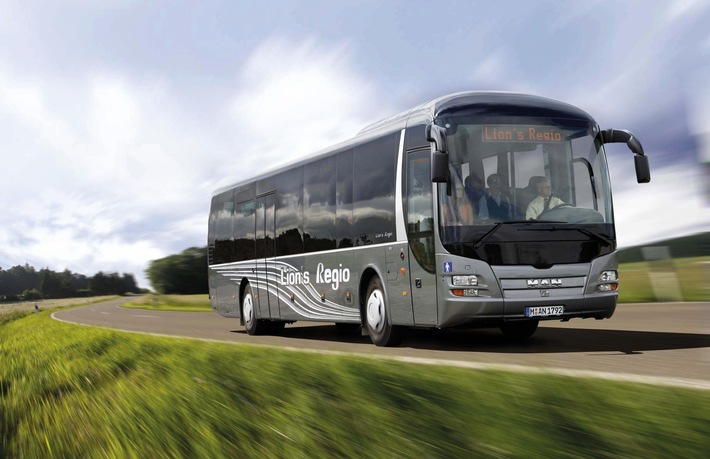 LAMILUX produces high-tech composites for the bus industry