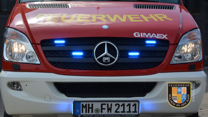 FW-MH: Alleinunfall eines PKW auf der Düsseldorfer Straße