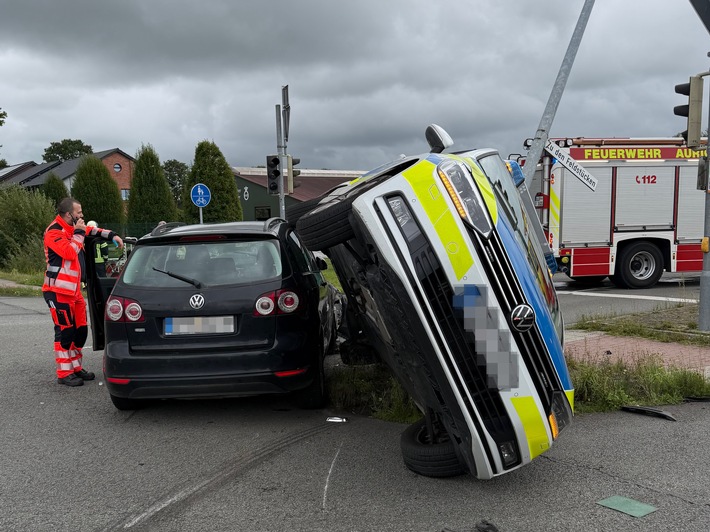 FW-AUR: Mit Streifenwagen zusammengeprallt