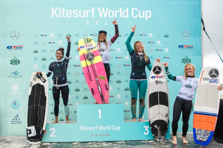 Erste Entscheidungen beim Kitesurf World Cup Sylt 2019 Regensburgerin Susanne Schwarztrauber sichert sich den dritten Platz