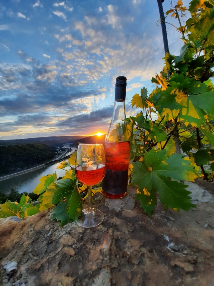 Loreley Touristik: Im Bannkreis der Loreley: Legenden vom Mittelrhein im Glas