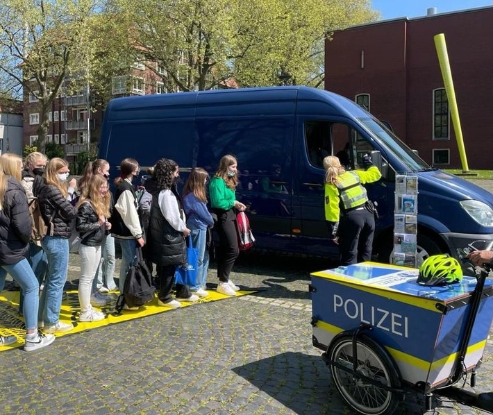 POL-BO: "Girls Day 2022" - Rund 120 Mädchen schnupperten Polizeiluft und bekamen spannende Einblicke in den Beruf