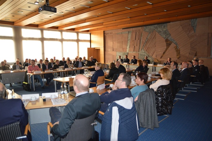 POL-DN: Erste Sicherheitskonferenz im Kreis Düren