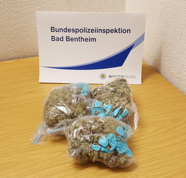 BPOL-BadBentheim: 165 Gramm Marihuana geschmuggelt und unter Drogeneinfluss Auto gefahren