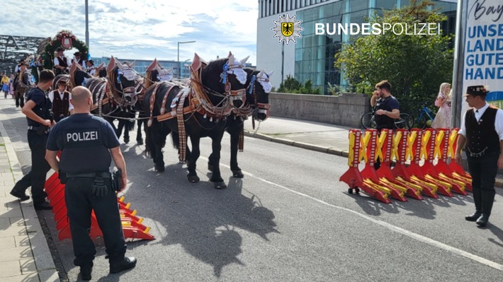 Bundespolizeidirektion München: Bundespolizei zieht "positive Halbzeitbilanz" des Einsatzes zum 188. Münchner Oktoberfest