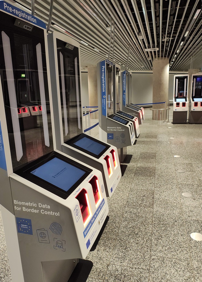 BPOLD FRA: Das Entry/Exit System geht am Flughafen Frankfurt am Main an den Start - Bundespolizei und Fraport sind vorbereitet