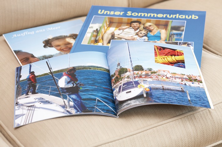 Jetzt die schönsten Sommerwochen unvergessen machen: Das CEWE FOTOBUCH "Urlaub 2009" (Mit Bild)