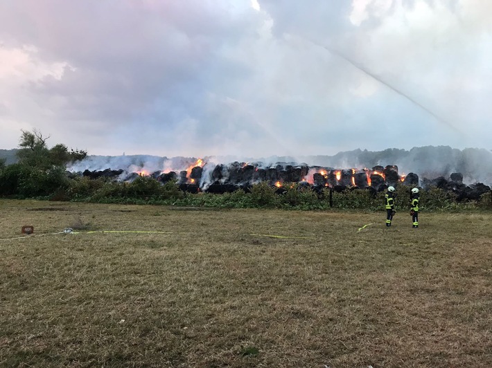 FW-EN: Feuerwehr Hattingen unterstützt beim Brandeinsatz in Bochum