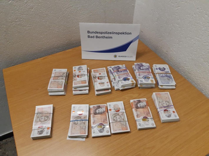 BPOL-BadBentheim: Bargeldschmuggel: Bundespolizei entdeckt rund 23.000 britische Pfund Sterling
