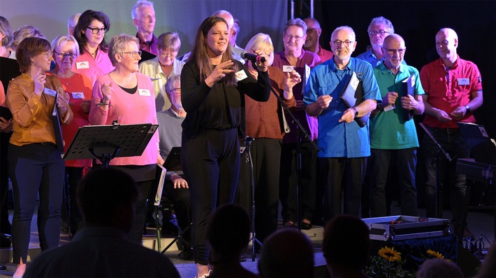 Im Chor gegen den Krebs: "37°"-Reportage "Singen fürs Leben" im ZDF (FOTO)