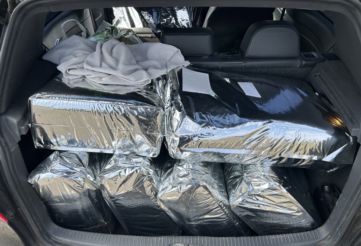 HZA-KA: Zoll findet 160 Kilogramm Cannabis bei mobiler Kontrolle