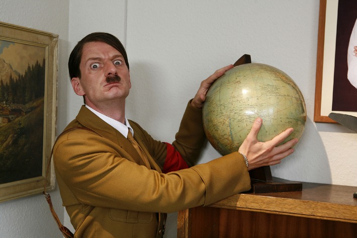 Geswitcht: Hitler übernimmt Strombergs Büro