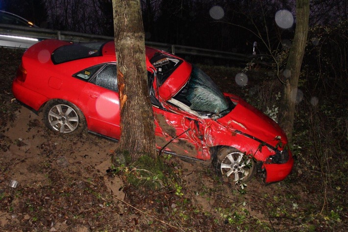 POL-PDMT: Verkehrsunfallflucht