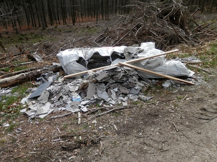 POL-PPTR: Illegale Müllablagerung in Allenbach