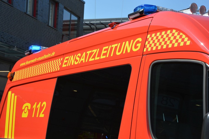 FW-MH: Zwei parallel Einsätze für die Feuerwehr Mülheim an der Ruhr