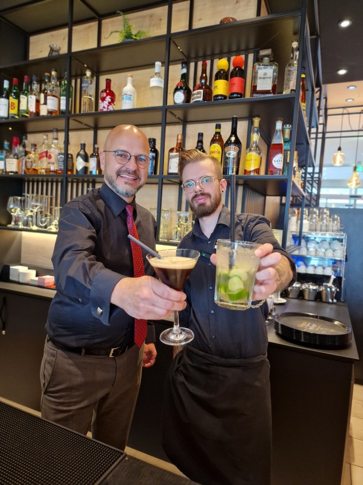 Cocktail Challenge im Best Western Premier IB Hotel Friedberger Warte: Caipirinha und Espresso Martini als Sieger gekürt