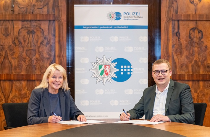 POL-RE: Recklinghausen/Bottrop: Oberbürgermeister Buschfeld und Polizeipräsidentin Zurhausen tauschen sich aus