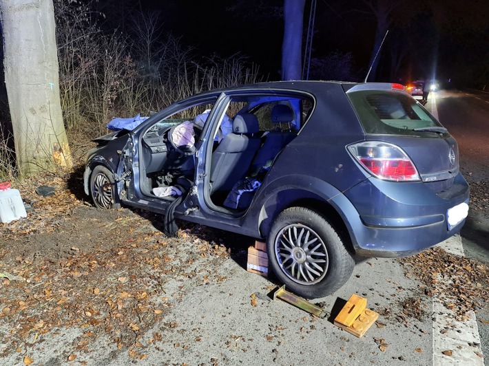 FW Datteln: Brandmeldeanlage und schwerer Verkehrsunfall fordern die Dattelner Brandschützer