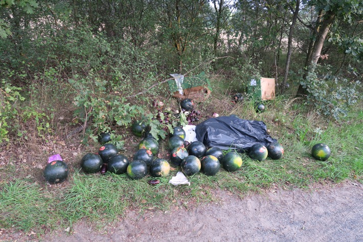 POL-DEL: Polizei Wildeshausen/Landkreis Oldenburg: Illegale Müllentsorgung mit Zeugenaufruf; Fahren unter Alkohol-/BTM-Einfluss u.a.