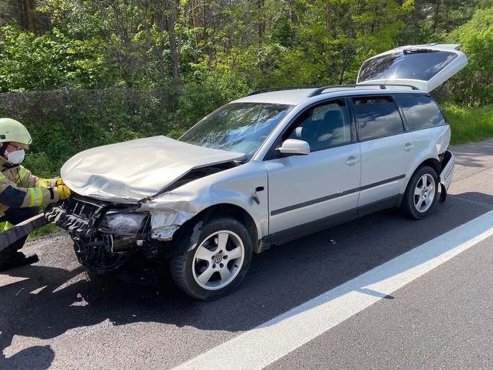 FW Helmstedt: Verkehrsunfall auf der BAB2