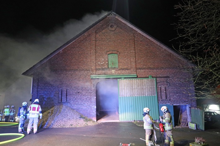 POL-ME: Korrekturmeldung: Scheunenbrand war an der Düsseler Straße - Wülfrath - 2211133