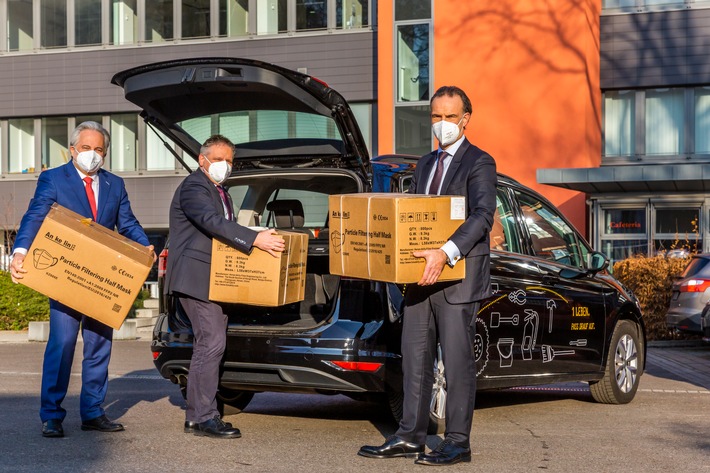 BG BAU startet Verteilung in den Unternehmen / FFP2-Masken für die Bauwirtschaft