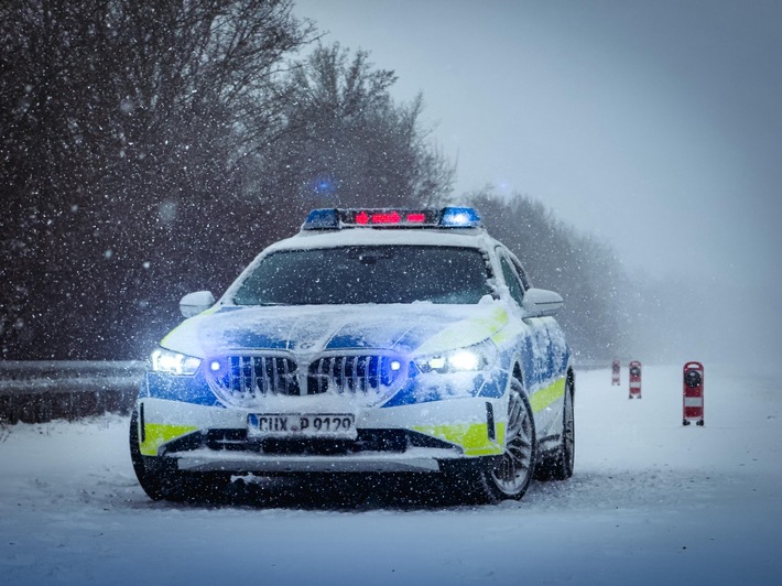 POL-CUX: Abschlussmeldung zur Straßen- und Verkehrssituation nach dem Wintersturm "Elli" - Prognose und Warnhinweise für die nächsten Tage