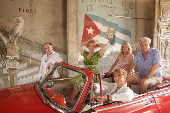 "Kubanisch für Fortgeschrittene": Jutta Speidel, Peter Sattmann, Gaby Dohm, Saskia Vester und Uwe Ochsenknecht in ZDF-"Herzkino"-Komödie (FOTO)