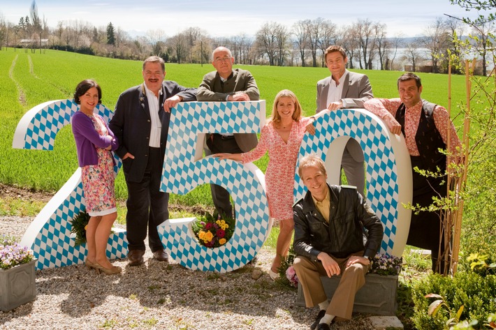 250. Folge "Die Rosenheim-Cops" /  Gewinner der Ballonaktion als Statisten in der ZDF-Serie (BILD)