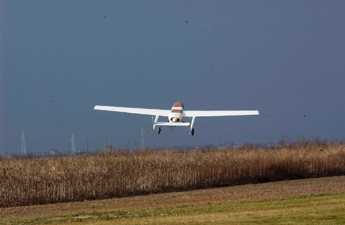 Erfolgreicher Testflug der Drohne NT 150 von SwissCopter