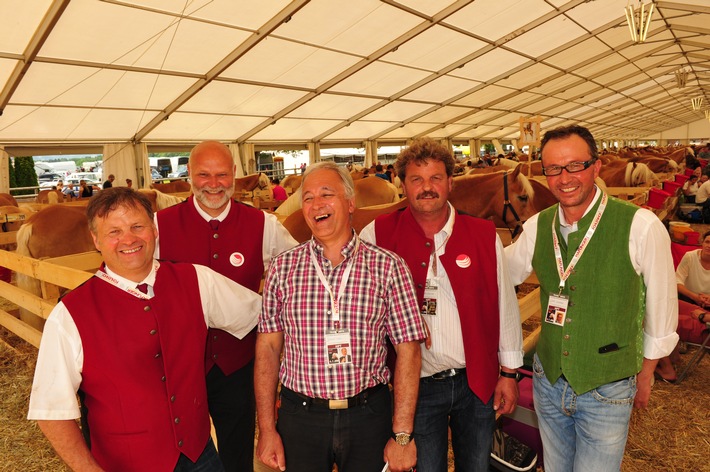 Sensationeller Erfolg bei der 6. Haflinger Welt Ausstellung in Ebbs/Tirol - BILD