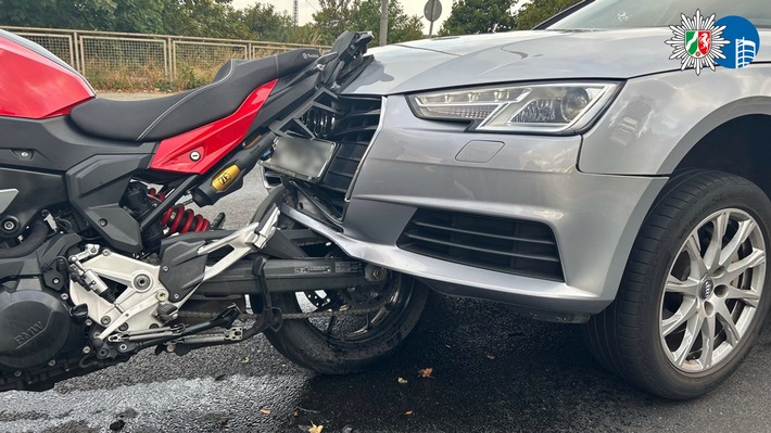 POL-OB: Verkehrsunfall zwischen Zweirad und Pkw - 58-jähriger Motorradfahrer leicht verletzt
