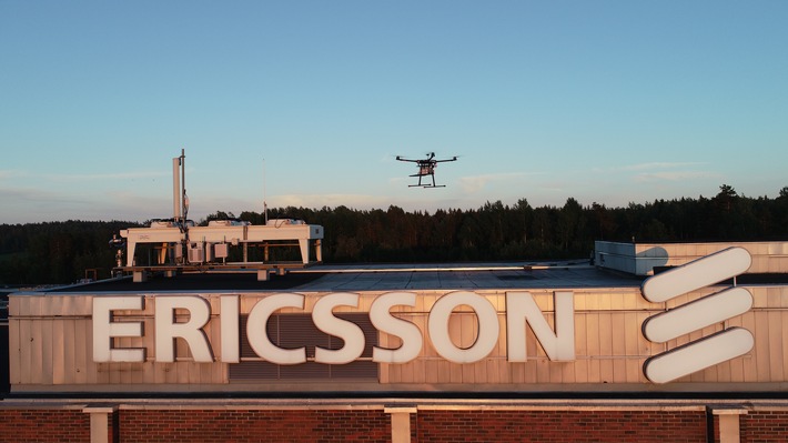 Ericsson nutzt Rohde &amp; Schwarz-Messtechnik für neuartige, drohnenbasierte Messung von 5G Abdeckung und Performance