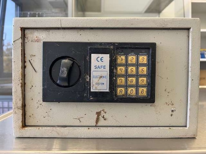 LPI-NDH: Zeugenaufruf: Polizei bittet um Hinweise nach Tresorfund