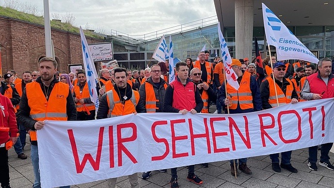 EVG zum drohenden Stellenabbau bei DB-Cargo: „Diesem Wahnsinn werden wir uns entgegenstellen"
