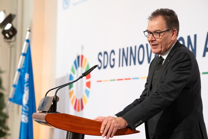 SDG Innovation Award 2026: Bewerbungsphase gestartet / Nachhaltige Lösungen und zukunftsweisende Projekte aus Wirtschaft und Gesellschaft gesucht / Erstmals besonderes Augenmerk auch auf Startups
