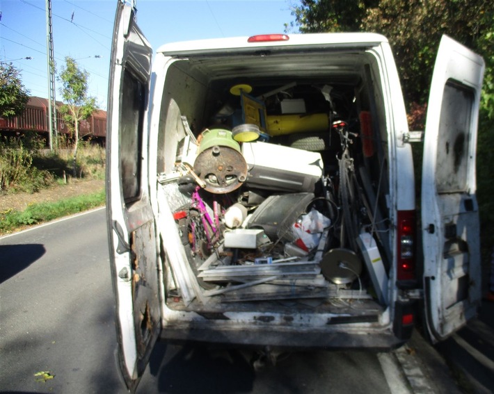 POL-HA: Kleintransporter ohne Ladungssicherung