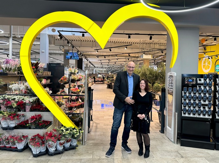 Presse-Information: E-Center Weinle erstrahlt in neuem Glanz