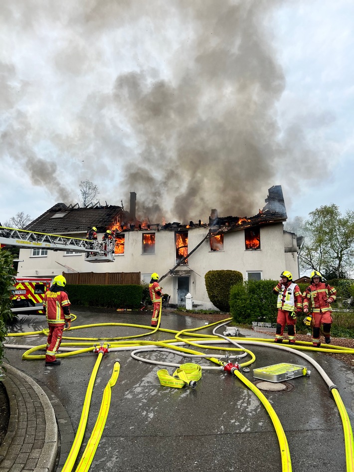 FW Ratingen: Überörtliche Hilfe in Velbert