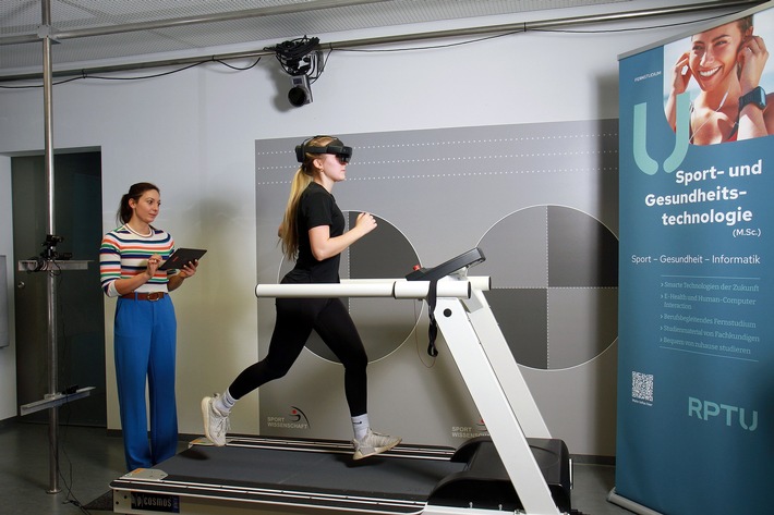 Zukunftstechnologien und wissenschaftliche Weiterbildung für die Gesundheitsbranche: Die RPTU auf der MEDICA 2025