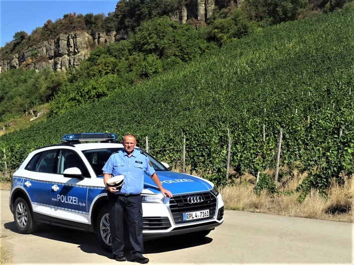 POL-PDTR: Polizeiinspektion Saarburg verabschiedet den Bezirksbeamten Mosel in den Ruhestand