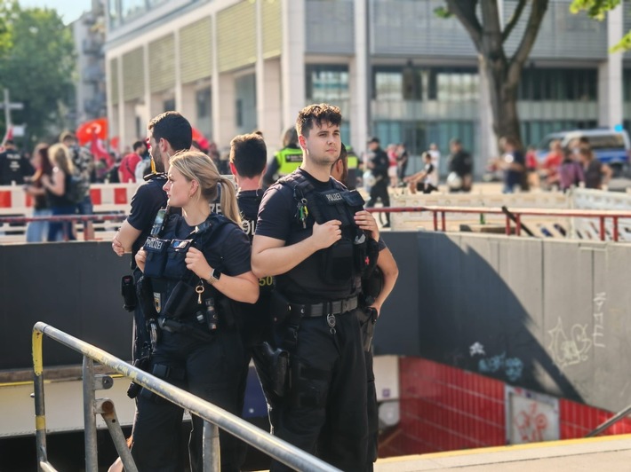 BPOLD-H: UEFA EURO 2024 - 13. Spieltag und vierte Spielbegegnung in Hamburg Bundespolizeidirektion Hannover erneut mit Großaufgebot an Kräften im Einsatz