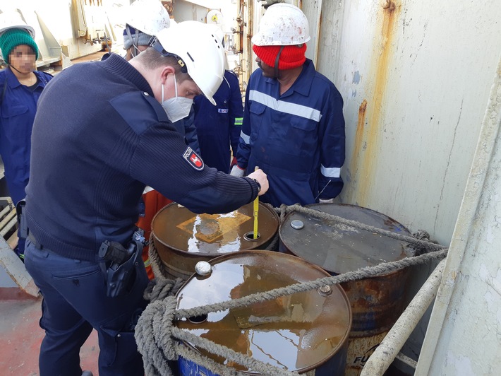 WSPI-OLD: Sicherheitsleistung nach unerlaubten Umgang mit Altölfässern an Bord eines Seeschiffes