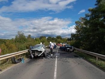 POL-PDNW: Schwerer Verkehrsunfall