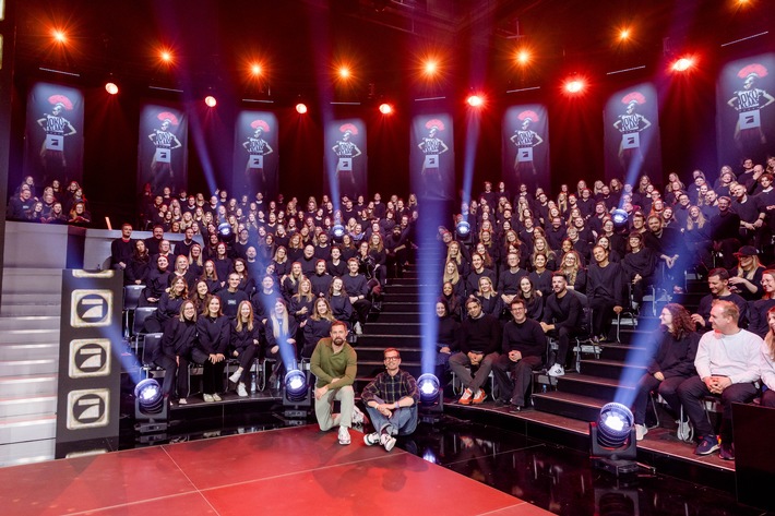 777 in Folge 77: Joko & Klaas müssen erneut gegen ein Studio voller ProSieben-Mitarbeiter bestehen