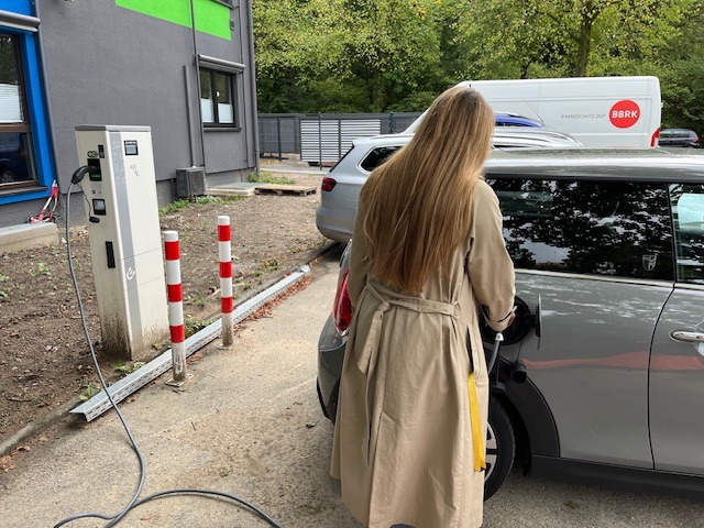 Neue E-Ladesäulen an der Dr. Becker Klinik Juliana