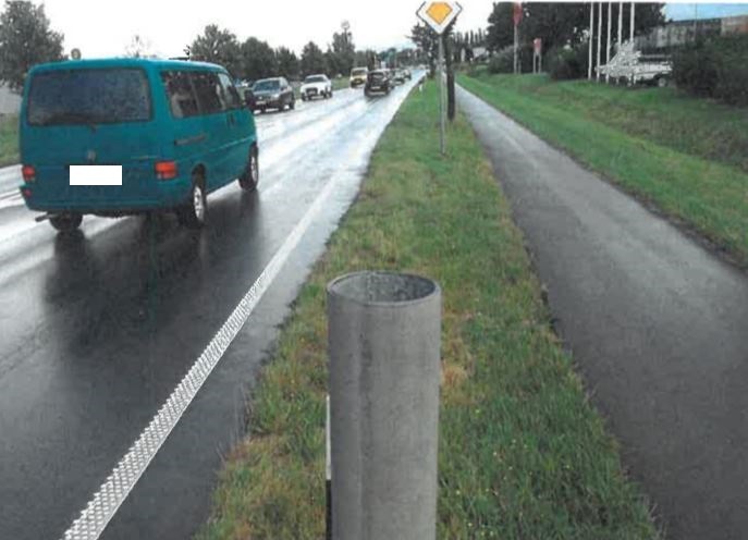 POL-WHV: Verkehrszeichen entwendet - Polizei sucht Zeugen (mit Foto)