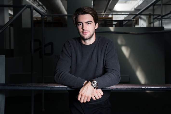 Carl F. Bucherer lanciert limited Editions für Markenbotschafter Nico Hischier / Manero Central Counter