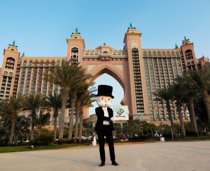 Mr. Monopoly besucht das Atlantis, The Palm:  Das beliebteste Brettspiel der Welt kommt nach Dubai!